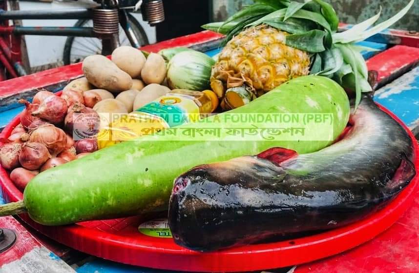 অসহায় মা